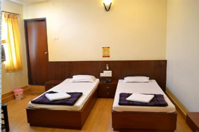 Hotel Kusum Bhilai Rom bilde