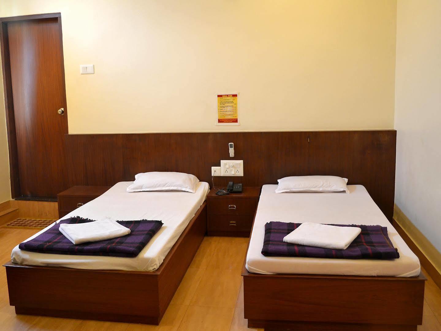 Hotel Kusum Bhilai Eksteriør bilde